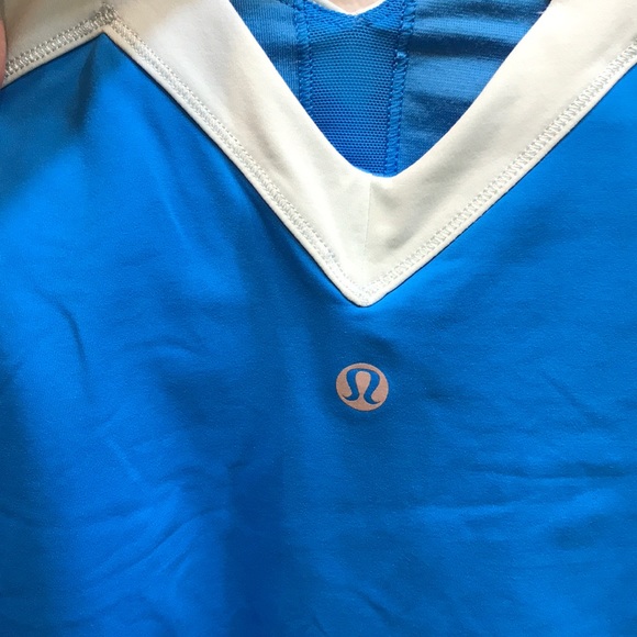 LULULEMON Aquamarine Run Mile A Minute Tank Size 6 - Picture 3 of 4